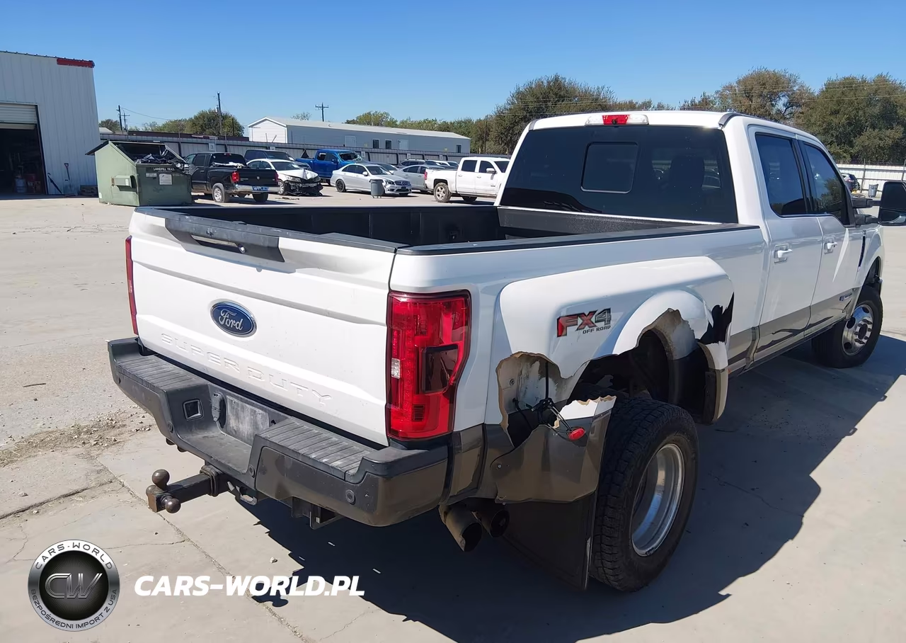 2017 Ford F-350 King Ranch VIN:1FT8W3DT2HEC20553 - 4