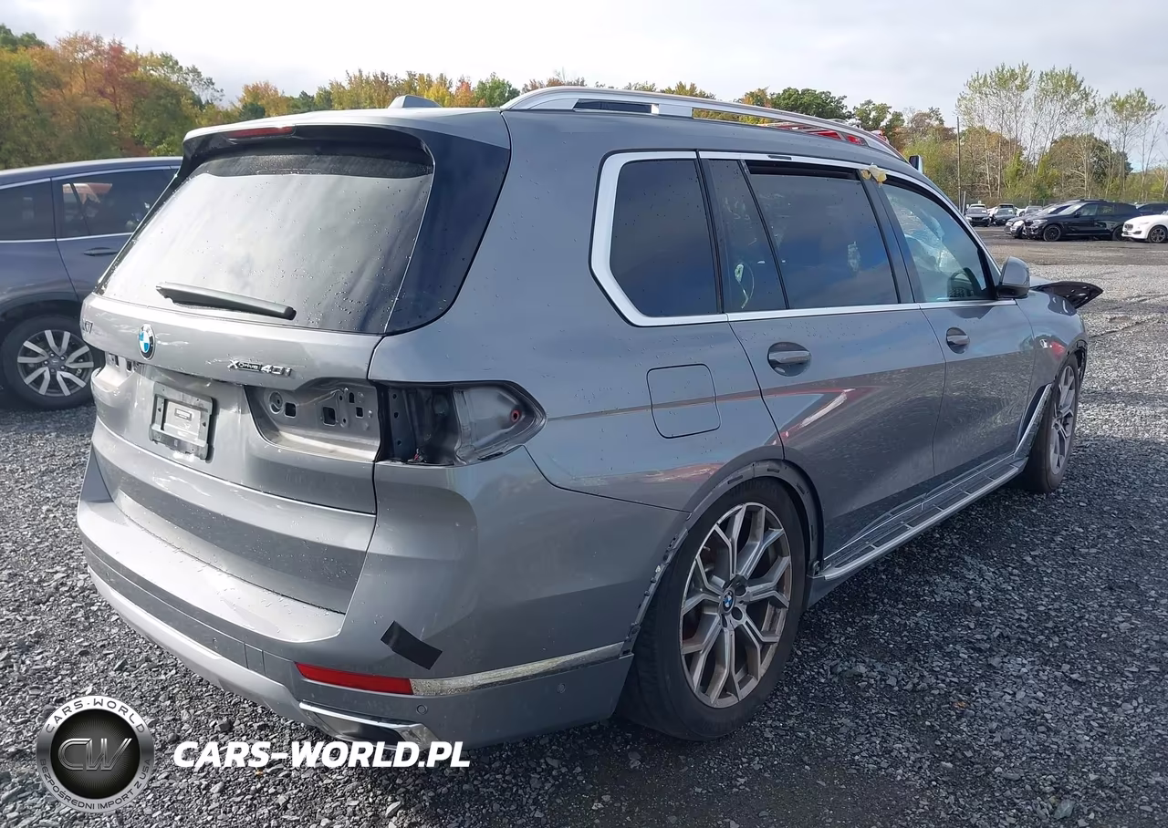 2023 BMW X7 xDrive40I VIN:5UX23EM09P9P19937 - 18