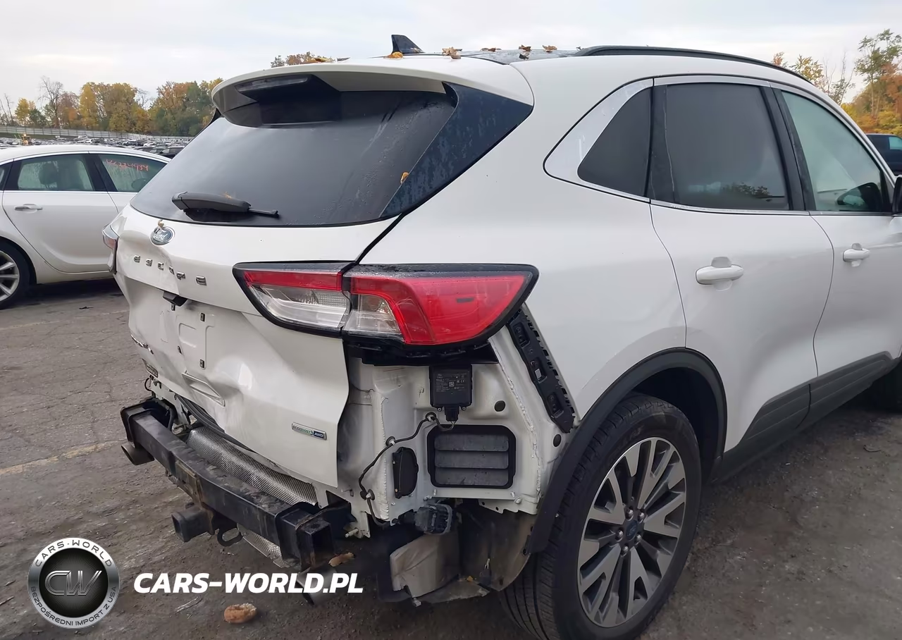 2020 Ford Escape Titanium VIN:1FMCU9J99LUA09579 - 19