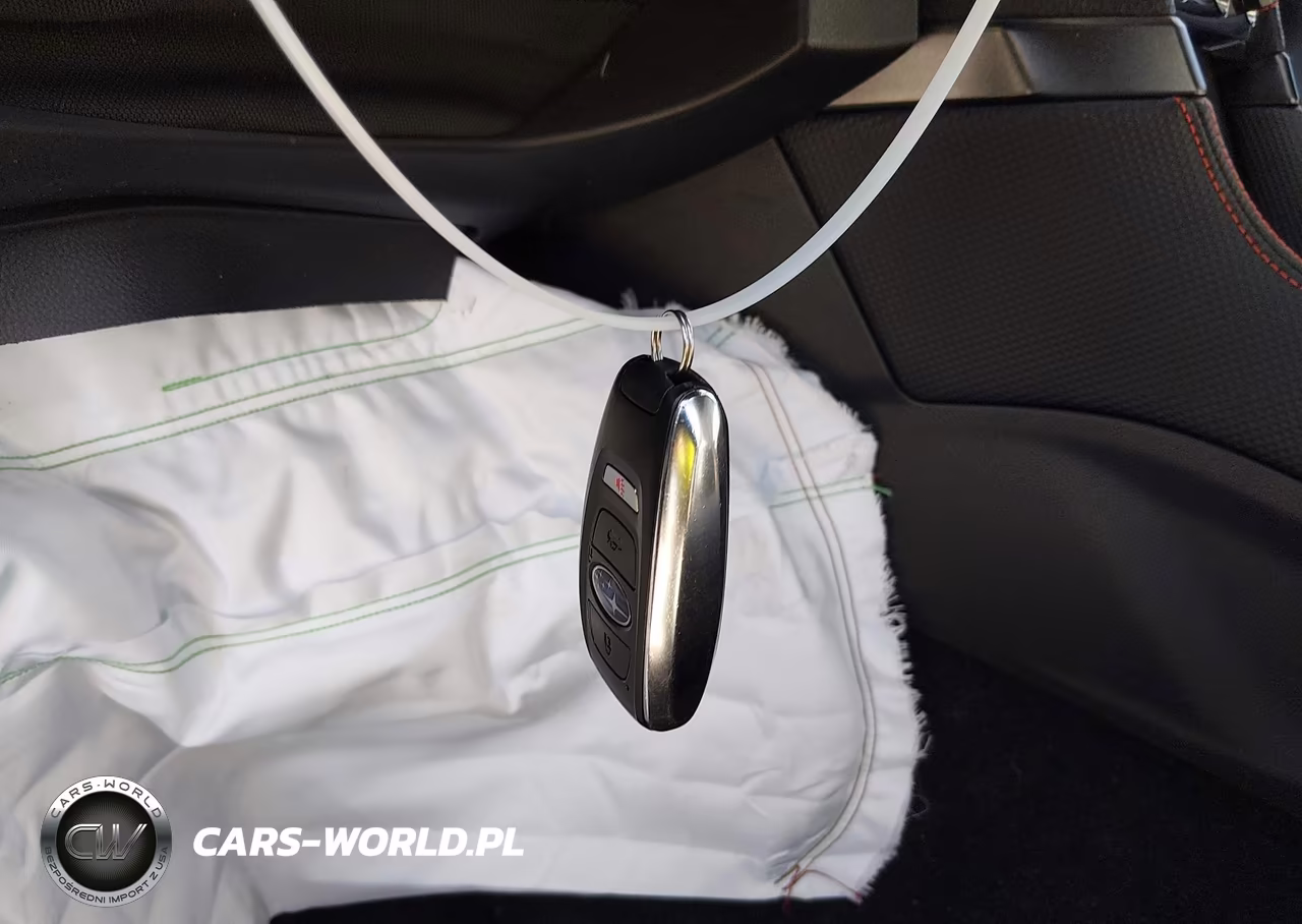 2023 Subaru Forester Sport VIN:JF2SKAJC6PH421848 - 11