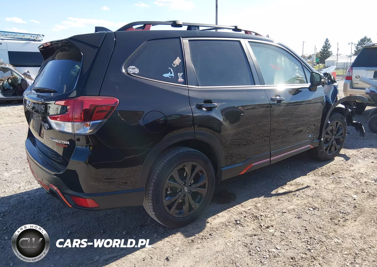 2023 Subaru Forester Sport VIN:JF2SKAJC6PH421848 - 4