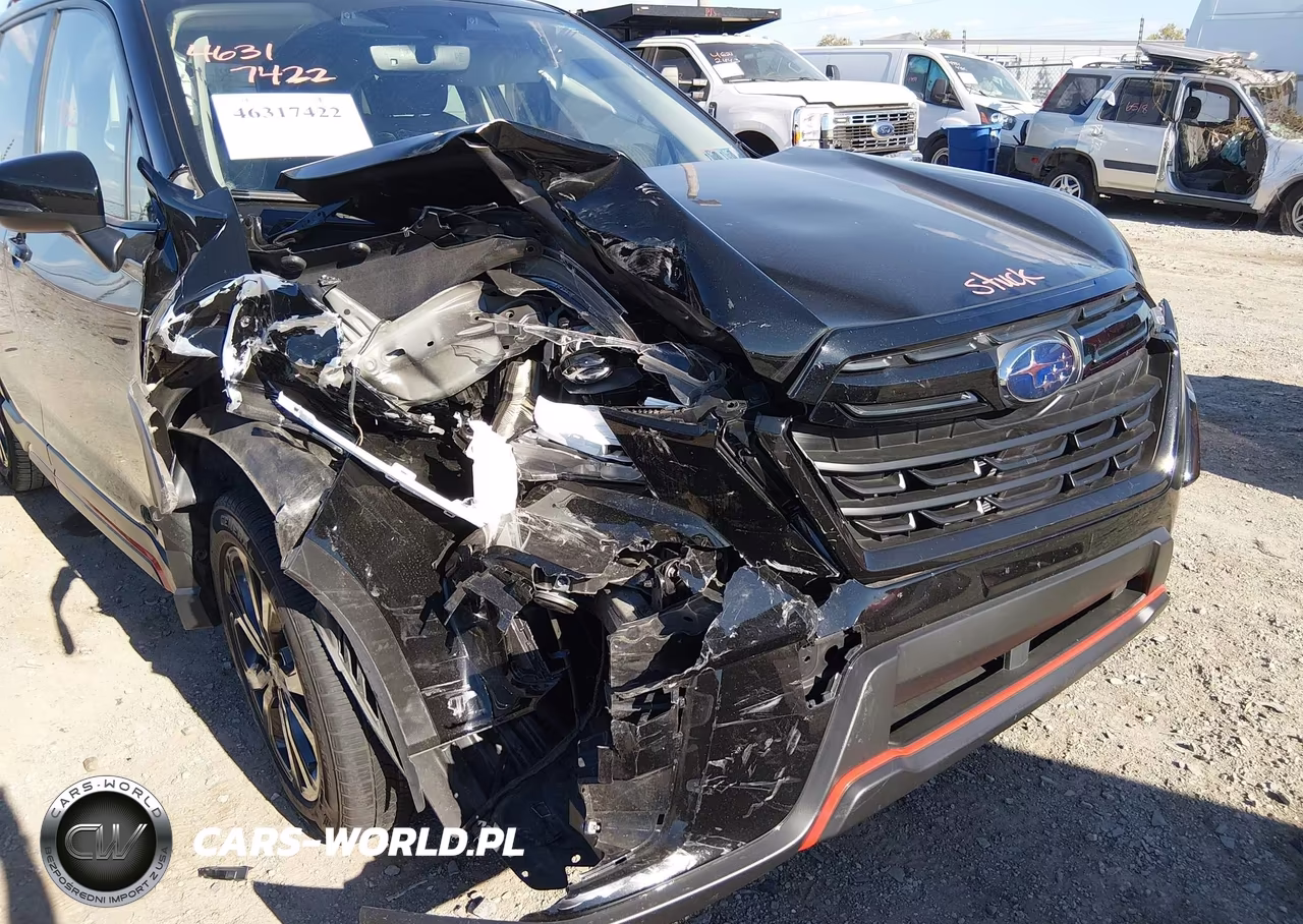 2023 Subaru Forester Sport VIN:JF2SKAJC6PH421848 - 6
