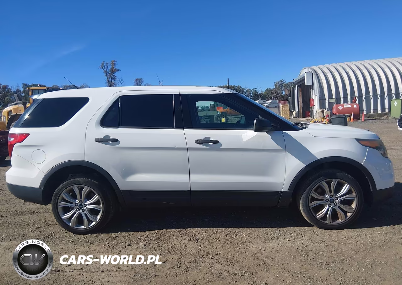 2015 Ford Utility Police Interceptor VIN:1FM5K8AR8FGB61204 - 13