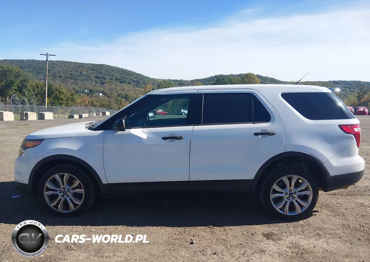 2015 Ford Utility Police Interceptor VIN:1FM5K8AR8FGB61204 - 14