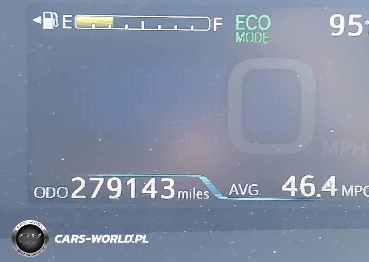 2018 Toyota Prius One VIN:JTDKBRFU4J3601963 - 15