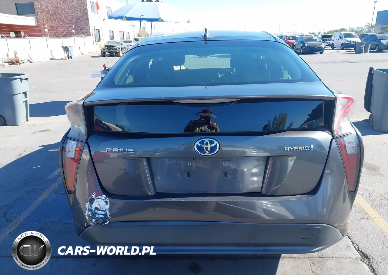 2018 Toyota Prius One VIN:JTDKBRFU4J3601963 - 16