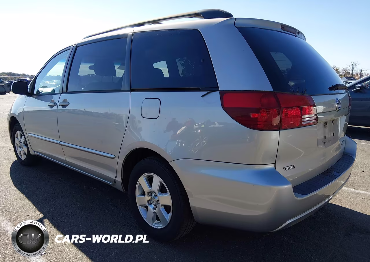 2004 Toyota Sienna Le VIN:5TDZA23CX4S174022 - 3