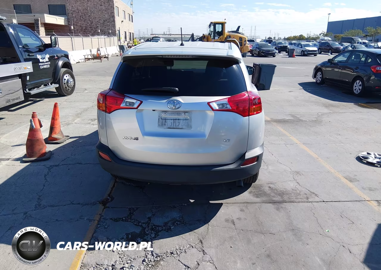 2015 Toyota Rav4 Le VIN:2T3ZFREV7FW198305 - 17