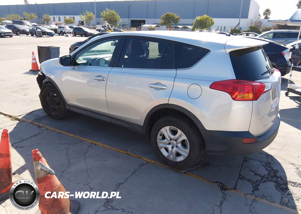 2015 Toyota Rav4 Le VIN:2T3ZFREV7FW198305 - 3