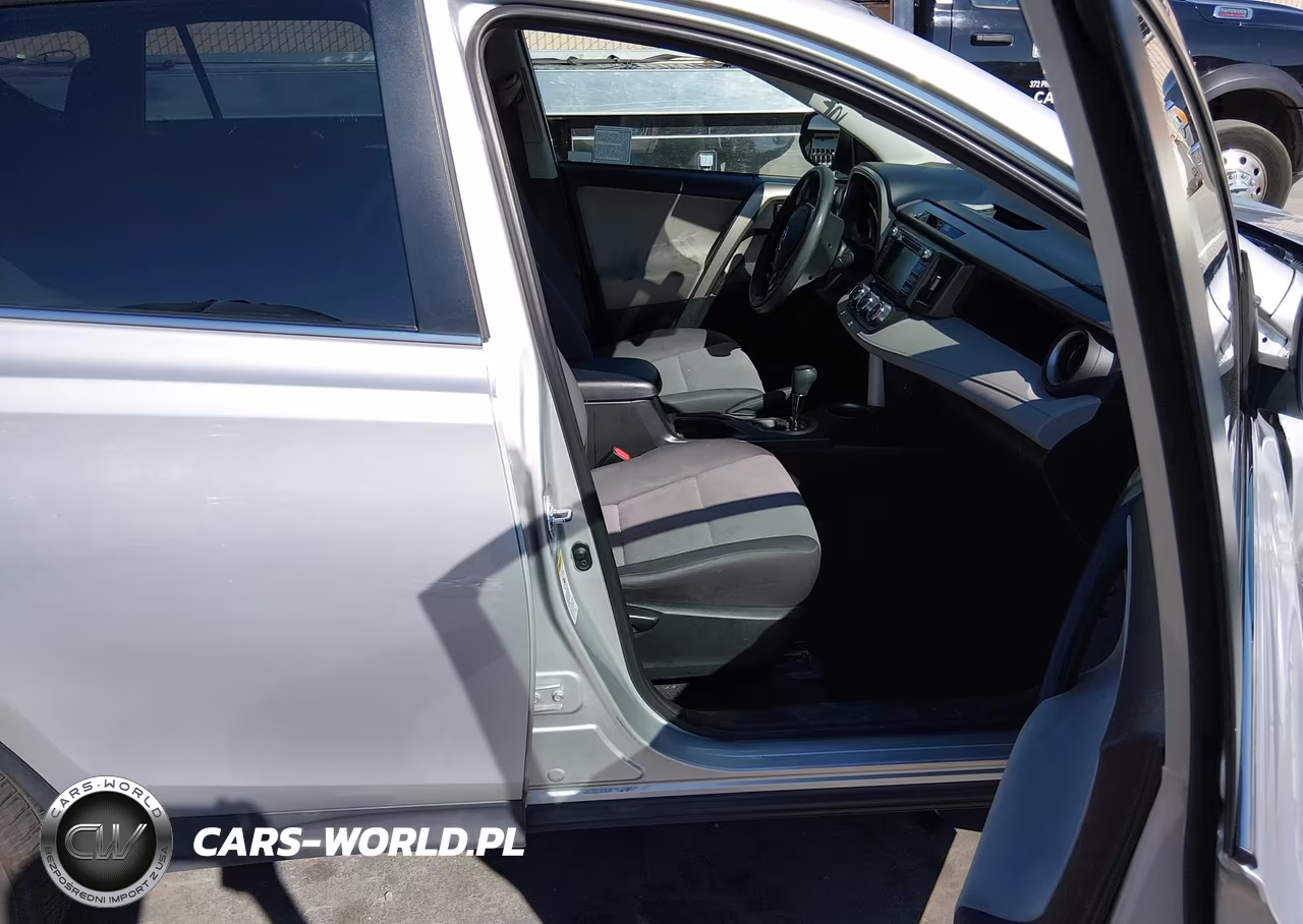 2015 Toyota Rav4 Le VIN:2T3ZFREV7FW198305 - 5
