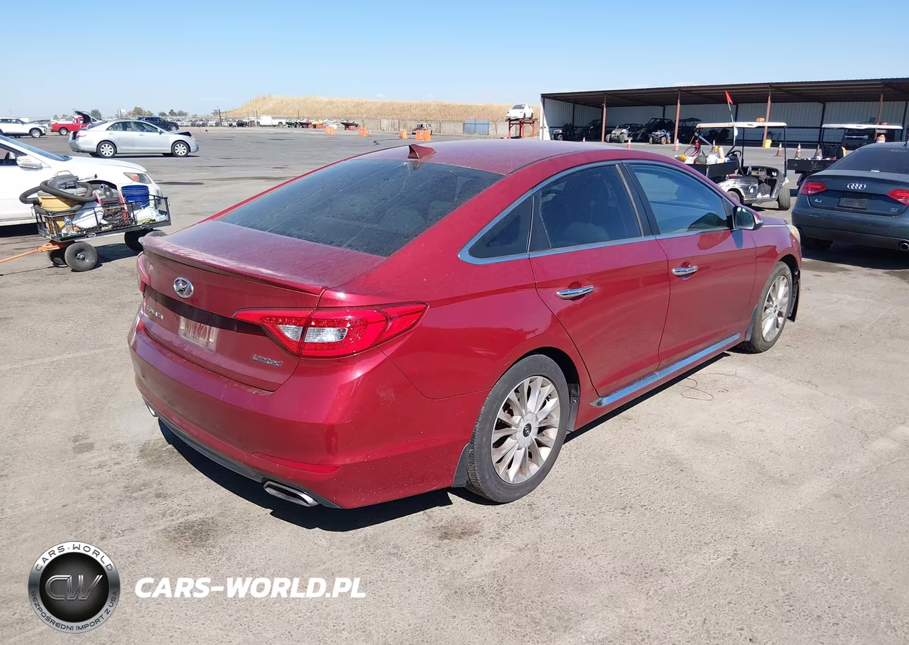2015 Hyundai Sonata Limited VIN:5NPE34AF2FH199149 - 4