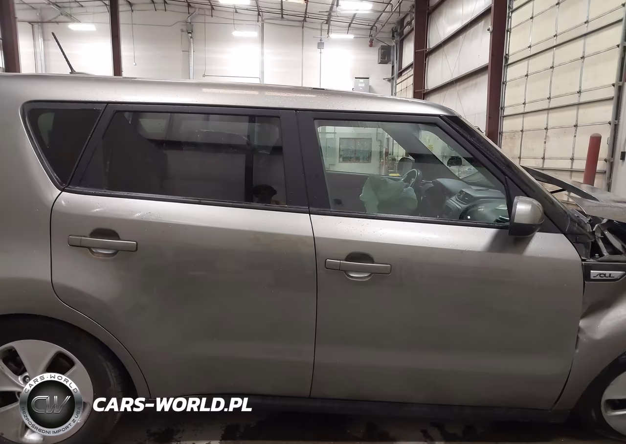 2016 Kia Soul VIN:KNDJN2A28G7270676 - 14