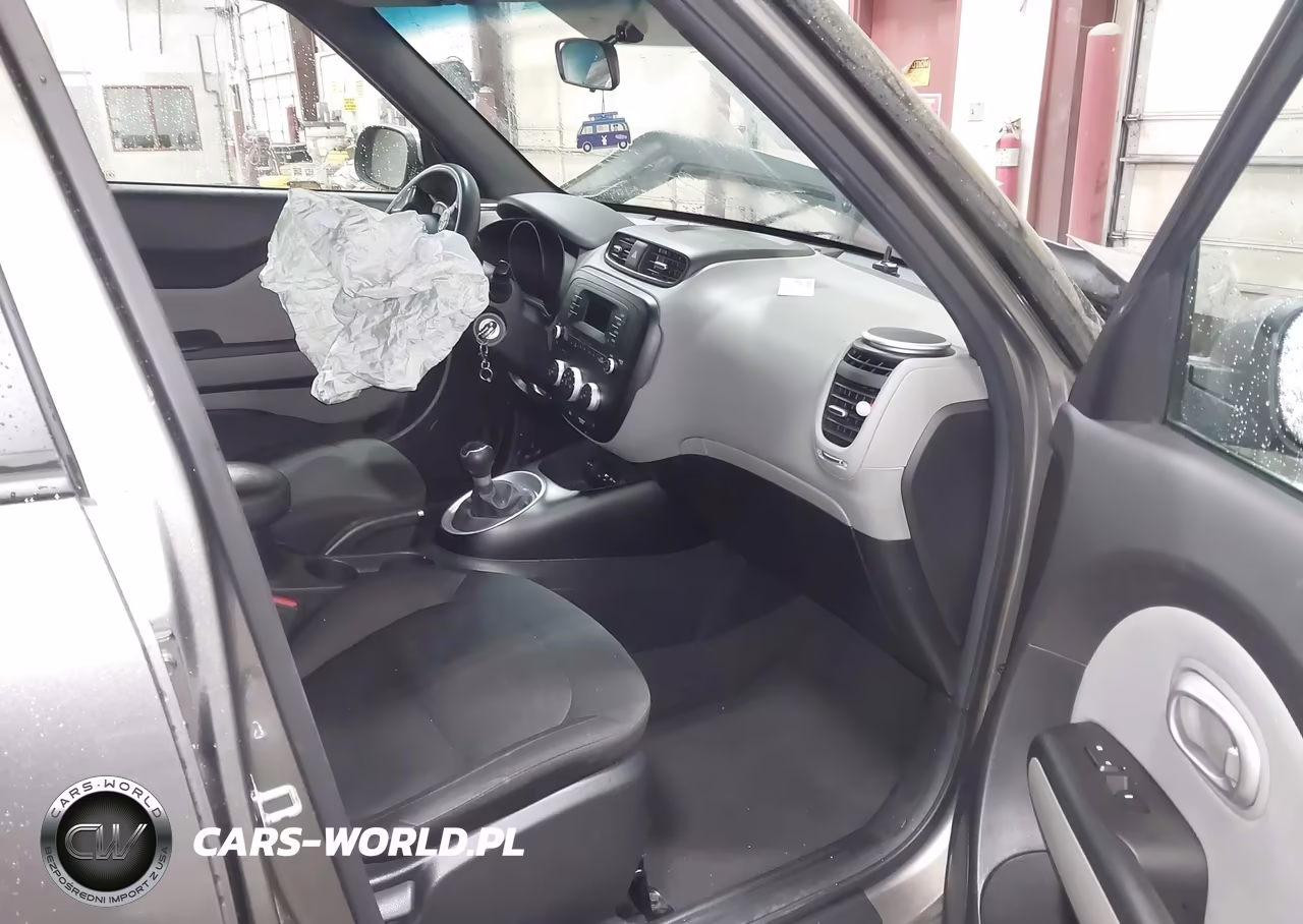 2016 Kia Soul VIN:KNDJN2A28G7270676 - 5