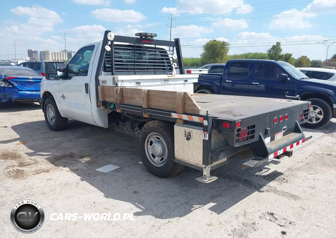 2014 Ford F350 Super Duty VIN:1FTRF3ATXEEA98139 - 3