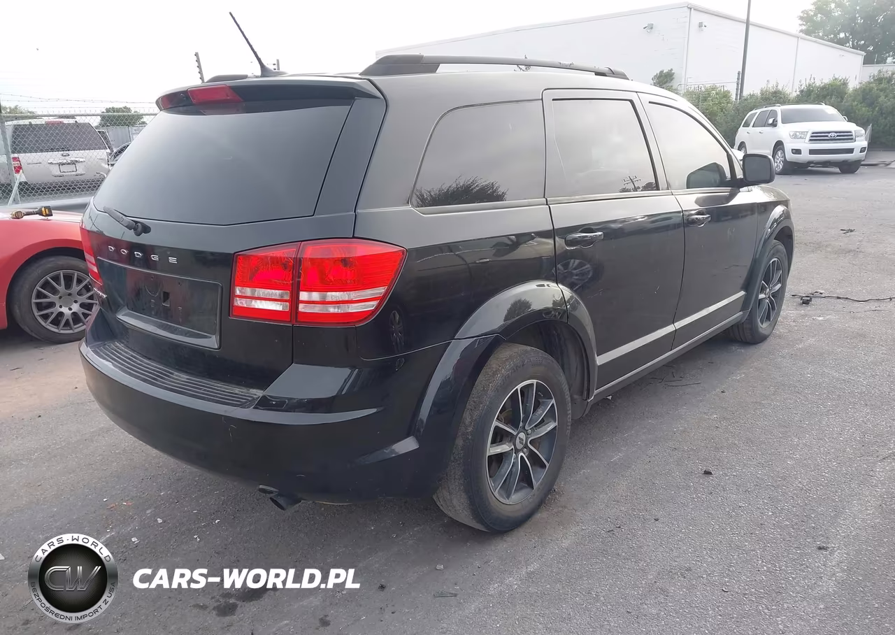 2018 Dodge Journey Se VIN:3C4PDCAB7JT381970 - 4