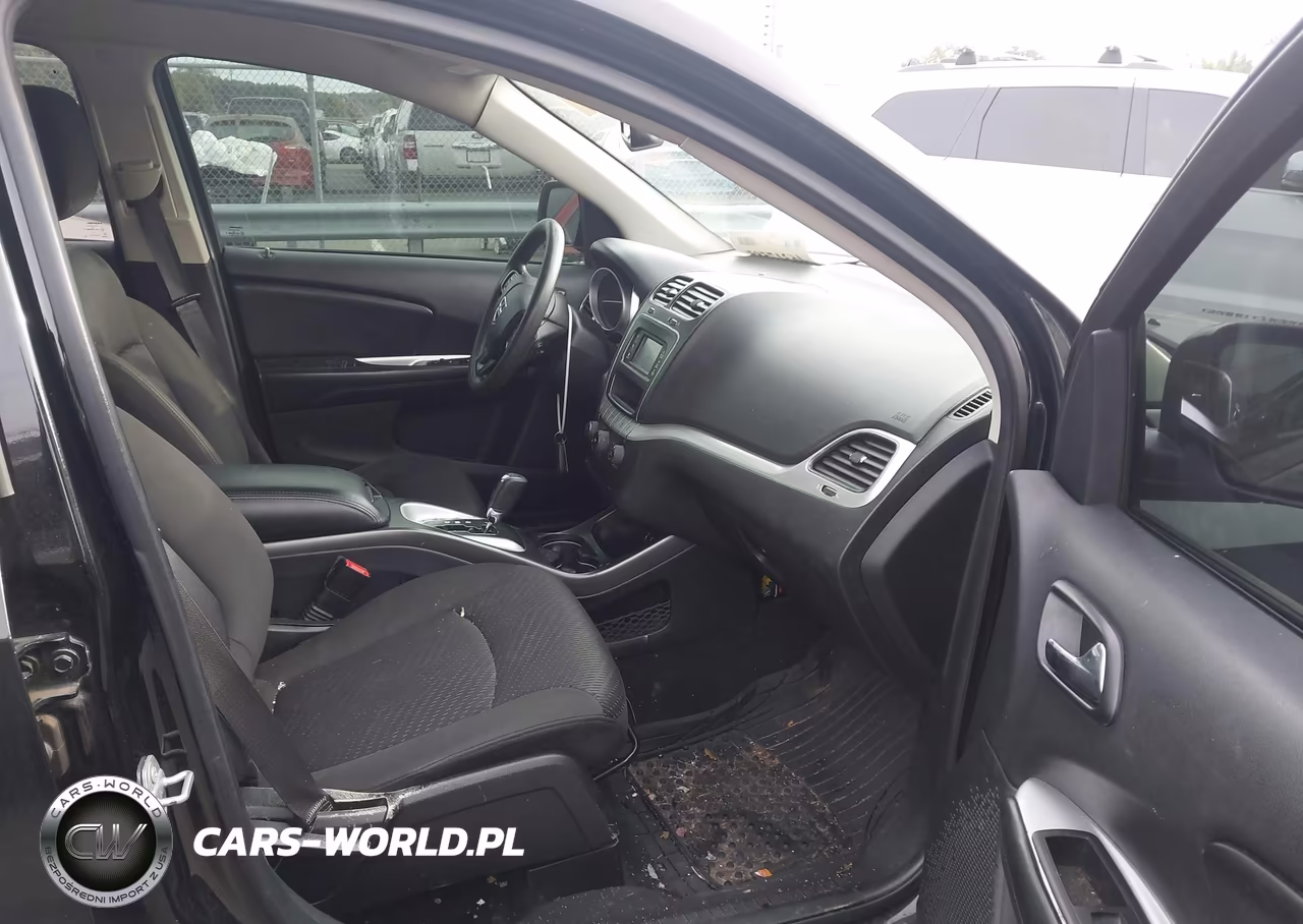 2018 Dodge Journey Se VIN:3C4PDCAB7JT381970 - 5