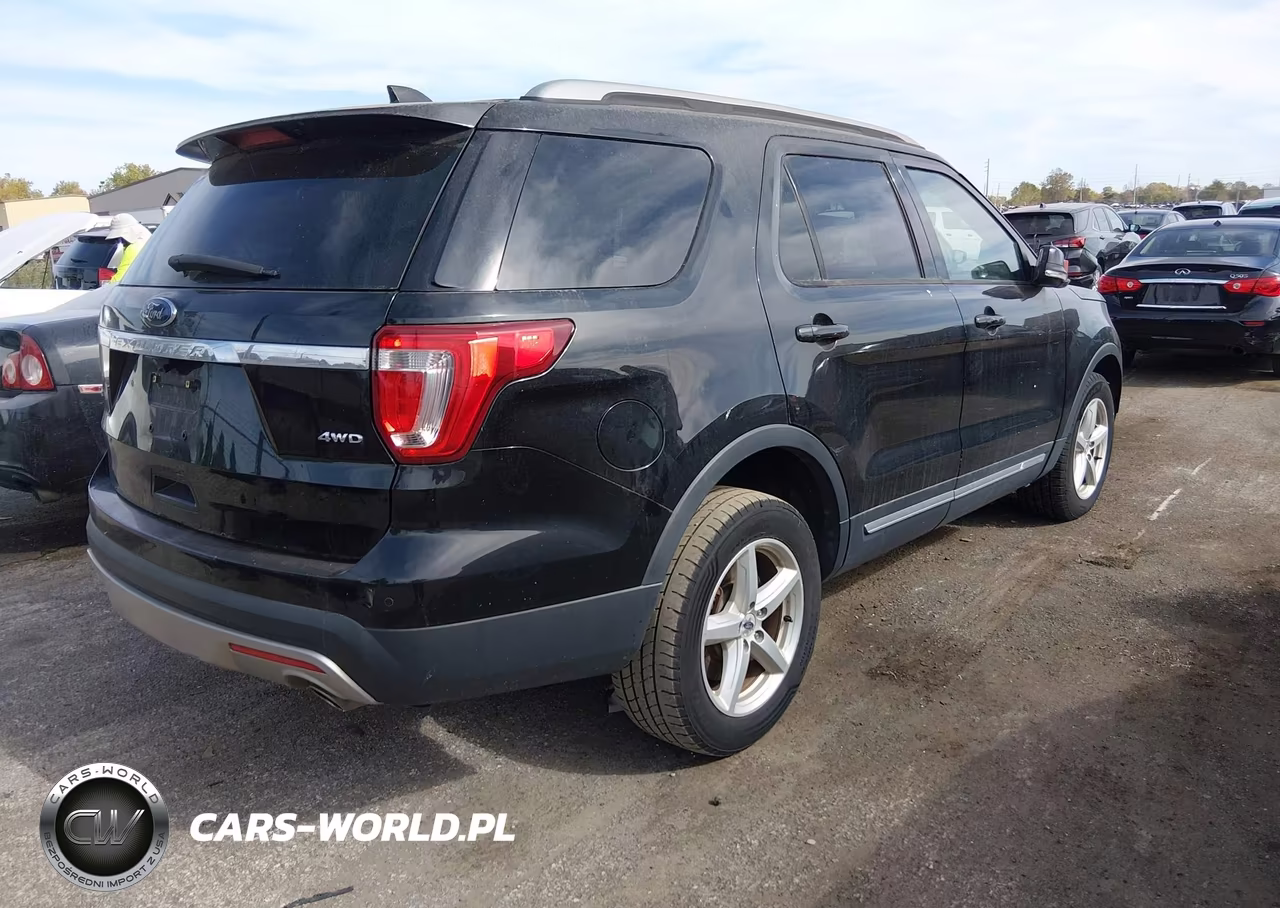 2016 Ford Explorer Xlt VIN:1FM5K8D82GGB00211 - 4
