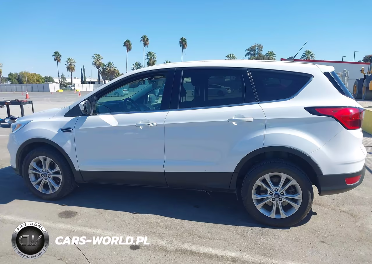 2019 Ford Escape Se VIN:1FMCU9GD4KUB63496 - 14