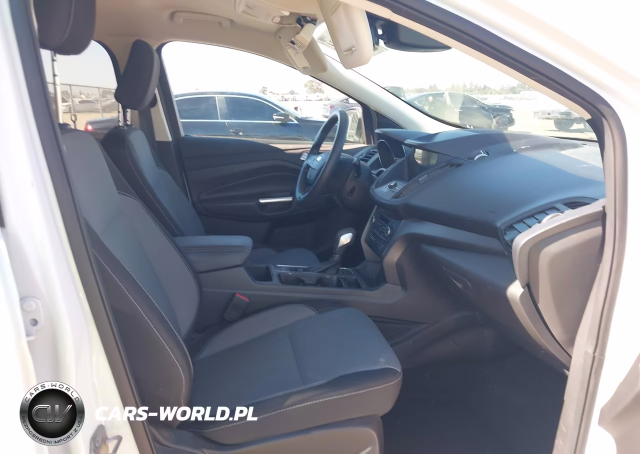 2019 Ford Escape Se VIN:1FMCU9GD4KUB63496 - 5
