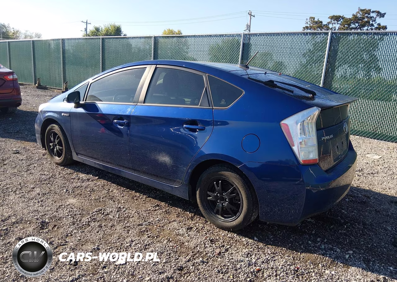 TOYOTA PRIUS VIN:JTDKN3DU6B1436633 - 3