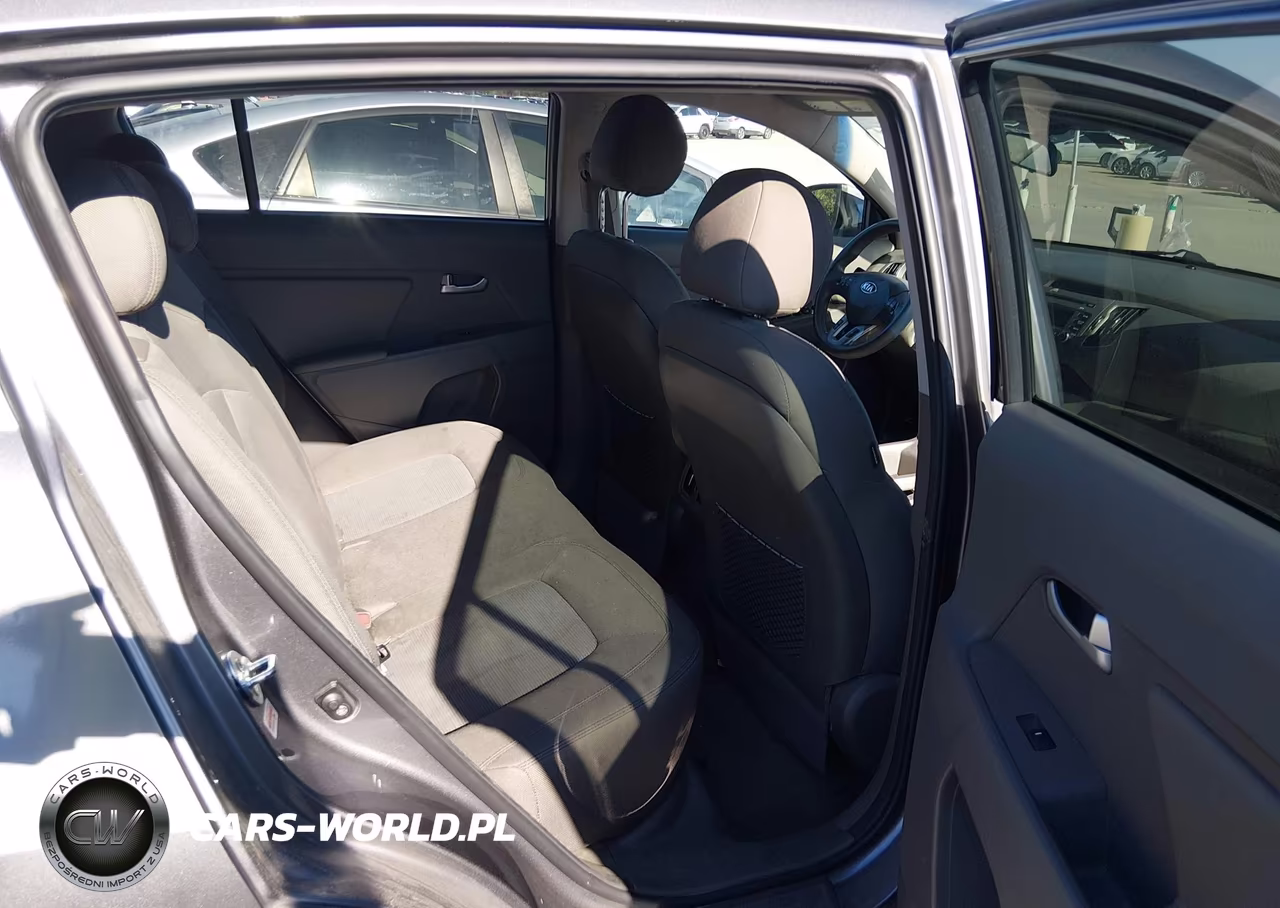 2016 Kia Sportage Lx VIN:KNDPB3AC3G7804815 - 8