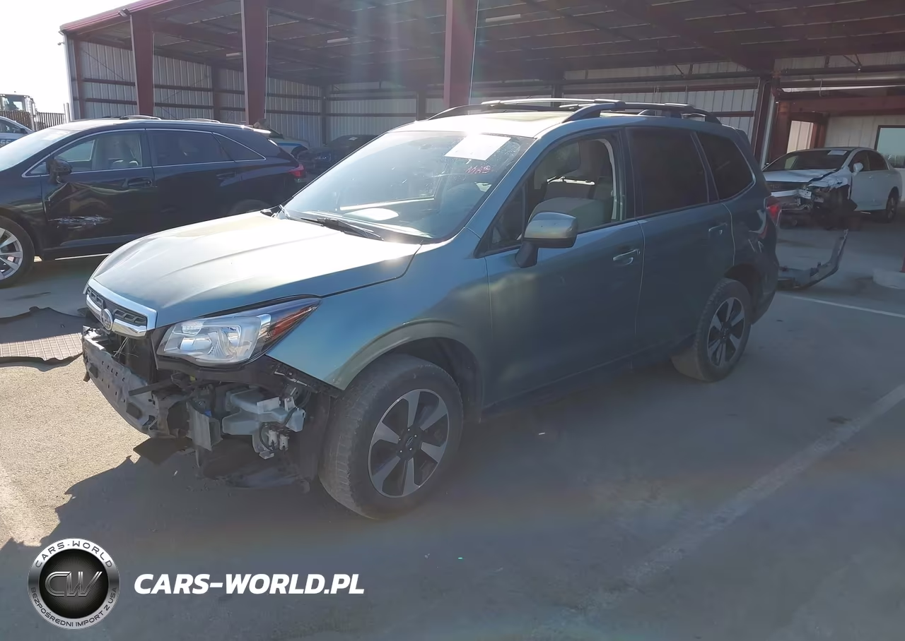 2018 Subaru Forester 2.5I Premium VIN:JF2SJAEC2JH555633 - 2