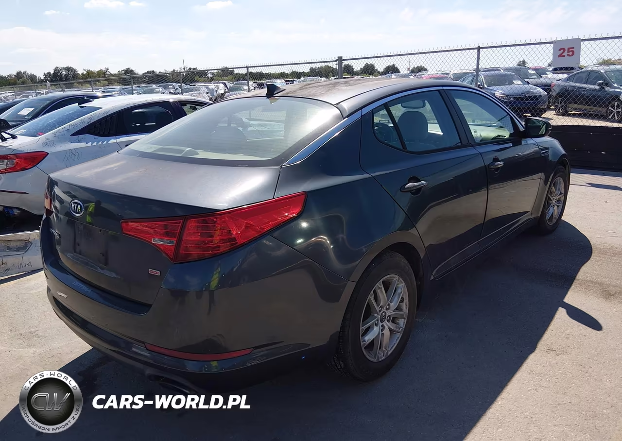 2011 Kia Optima Lx VIN:KNAGM4A71B5127218 - 4
