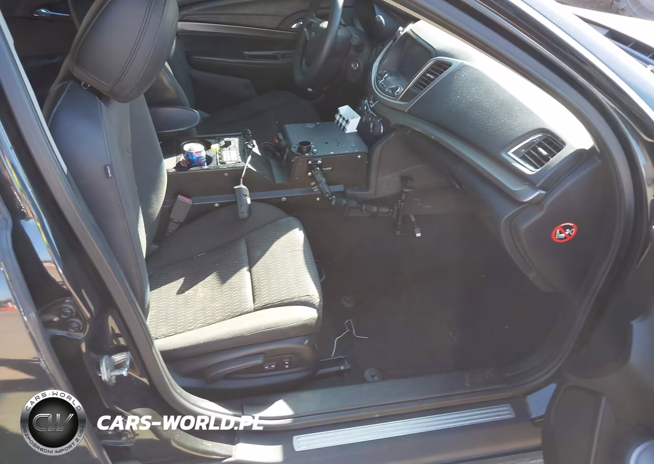 2014 Chevrolet Caprice Police VIN:6G3NS5R33EL971528 - 5