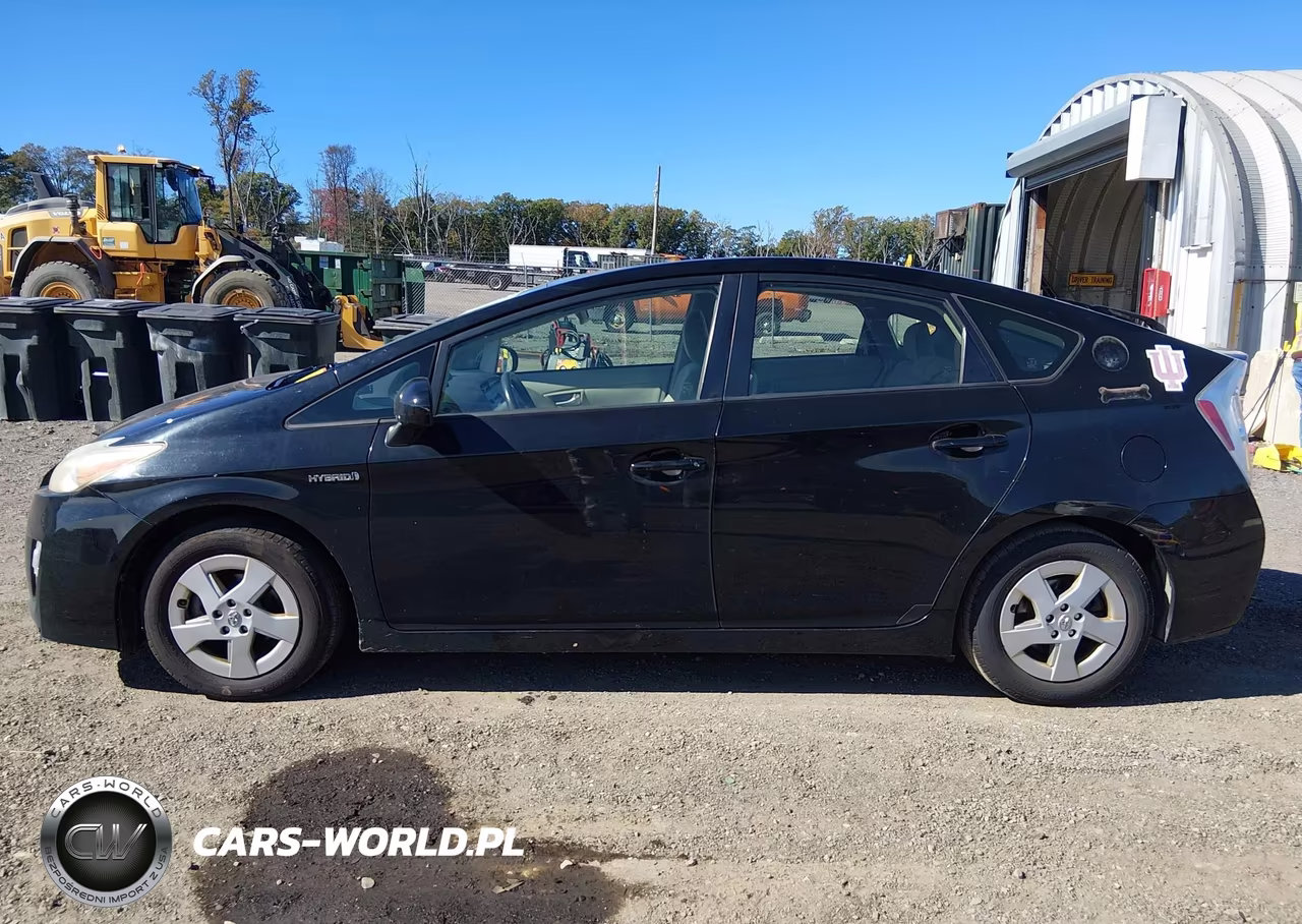 2011 Toyota Prius Three VIN:JTDKN3DU2B5297674 - 14