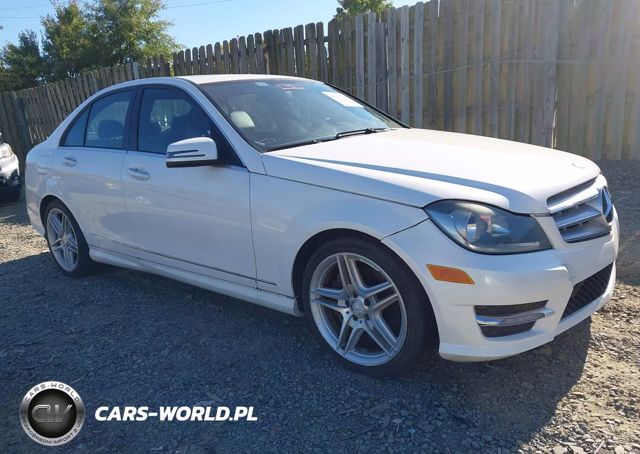 2013 Mercedes-Benz C 350 Sport