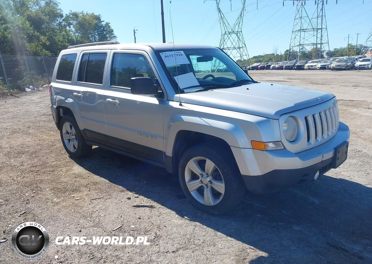 2013 Jeep Patriot Latitude – zdjęcie 1 z 12