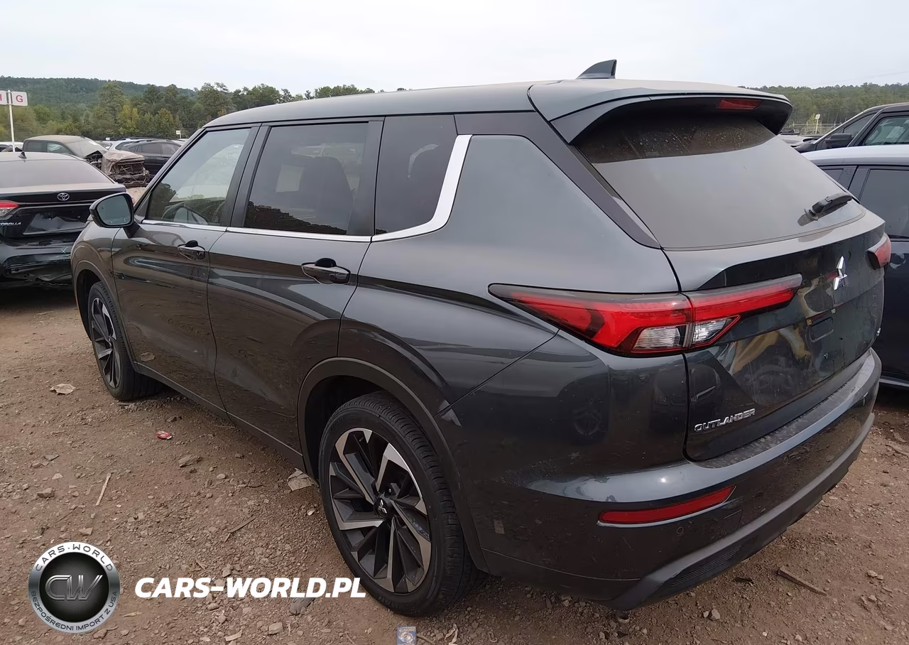 2024 Mitsubishi Outlander Se 2.5 S-Awc-Se Black Edition S-Awc-Se Black Edition W-Pano Roof S-Awc-Se Ralliart S-Awc VIN:JA4J4VA86RZ059082 - 3