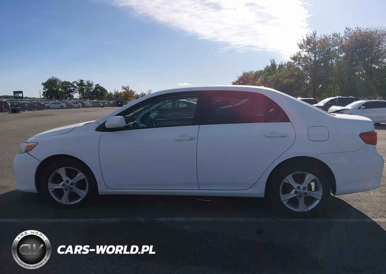 2011 Toyota Corolla Le VIN:2T1BU4EE5BC752603 - 14