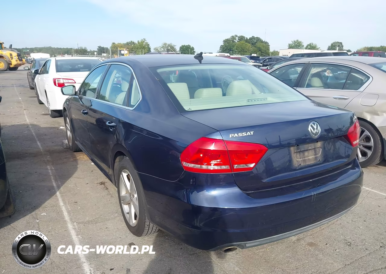 2013 Volkswagen Passat 2.5L Se VIN:1VWBH7A38DC000283 - 3