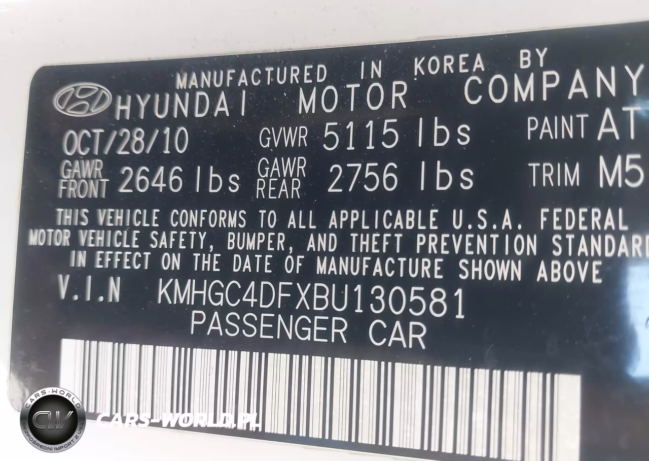 2011 Hyundai Genesis 4.6 VIN:KMHGC4DFXBU130581 - 9
