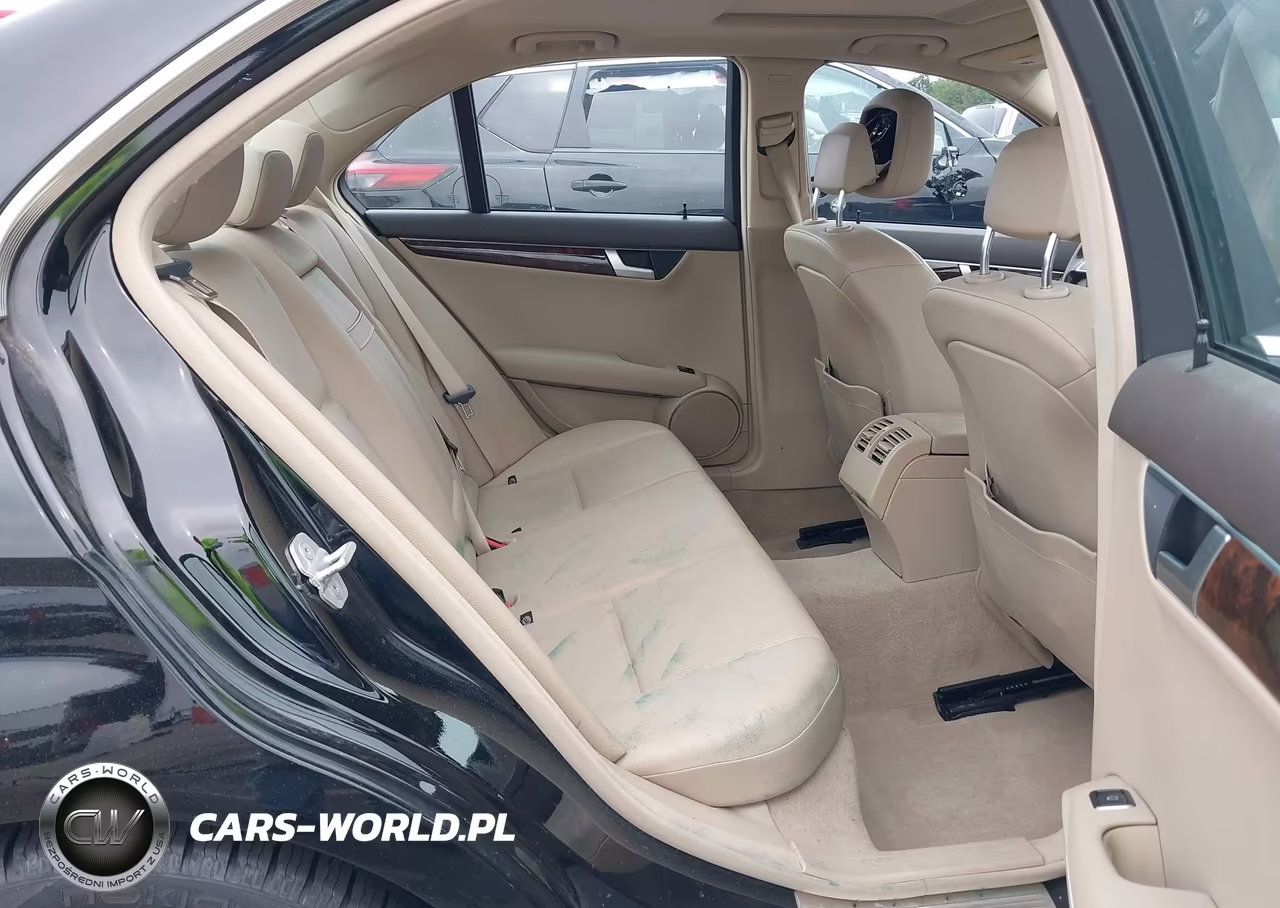 2014 Mercedes-Benz C 300 Luxury 4Matic VIN:WDDGF8AB1ER305513 - 8