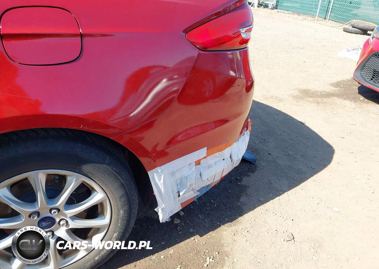 2017 Ford Fusion S VIN:3FA6P0G76HR189683 - 17