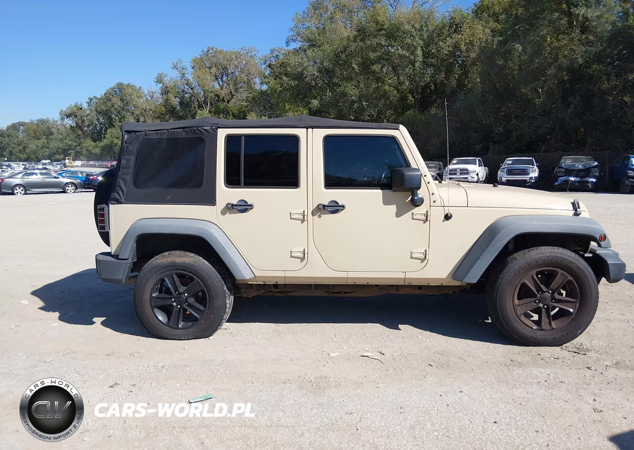2011 Jeep Wrangler Unlimited Sport VIN:1J4BA3H18BL592120 - 13