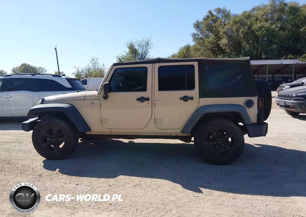 2011 Jeep Wrangler Unlimited Sport VIN:1J4BA3H18BL592120 - 14
