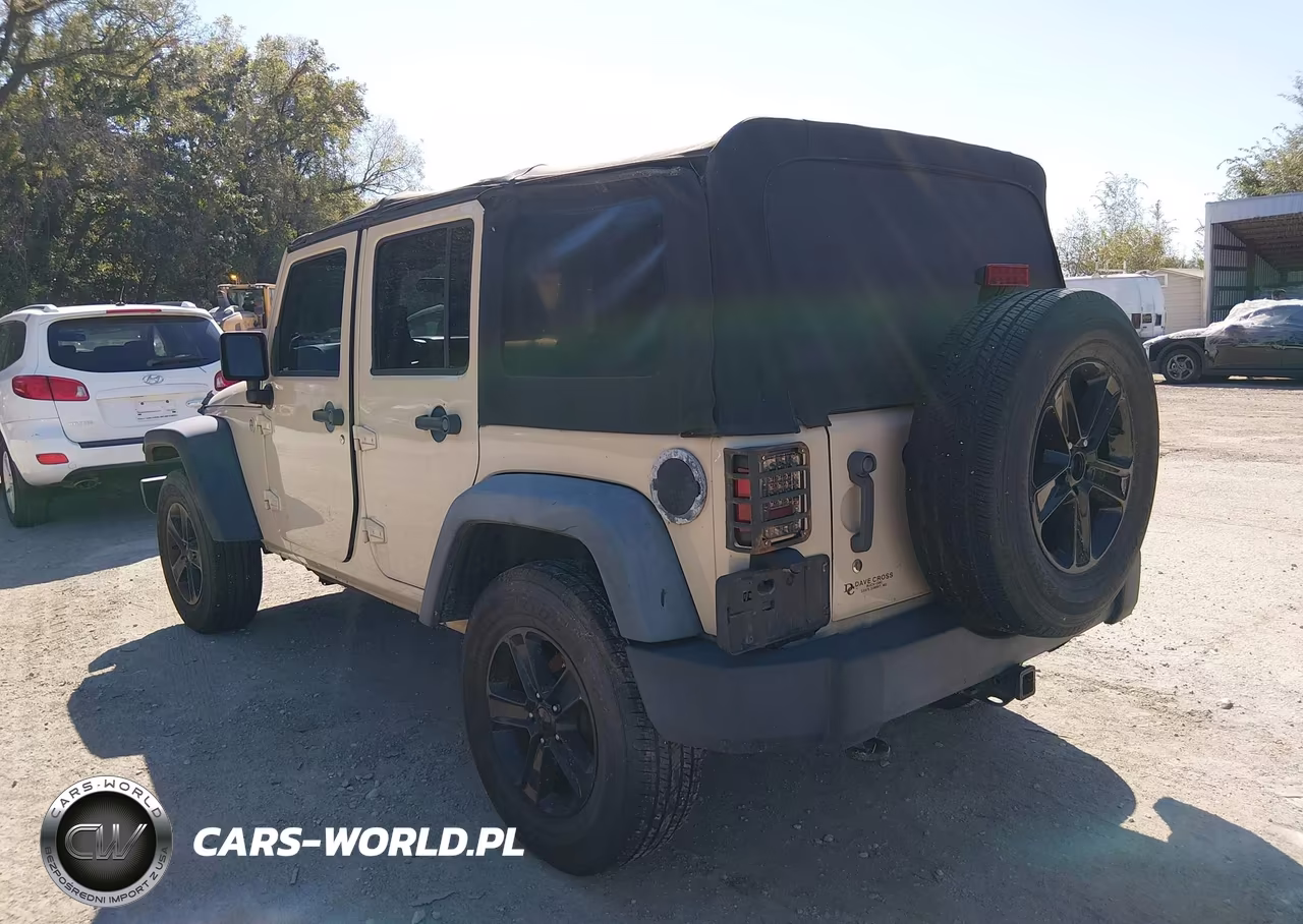 2011 Jeep Wrangler Unlimited Sport VIN:1J4BA3H18BL592120 - 3