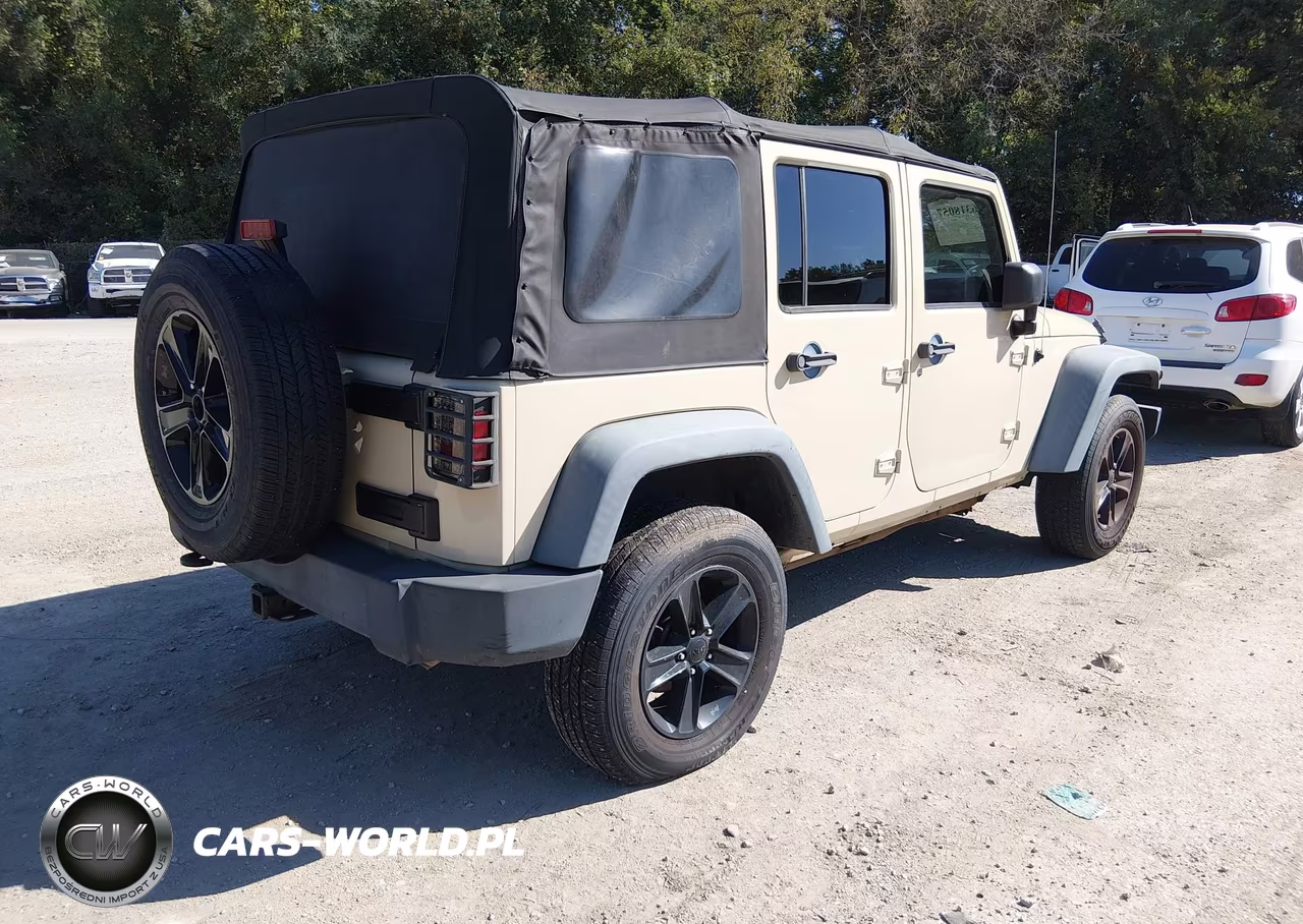 2011 Jeep Wrangler Unlimited Sport VIN:1J4BA3H18BL592120 - 4