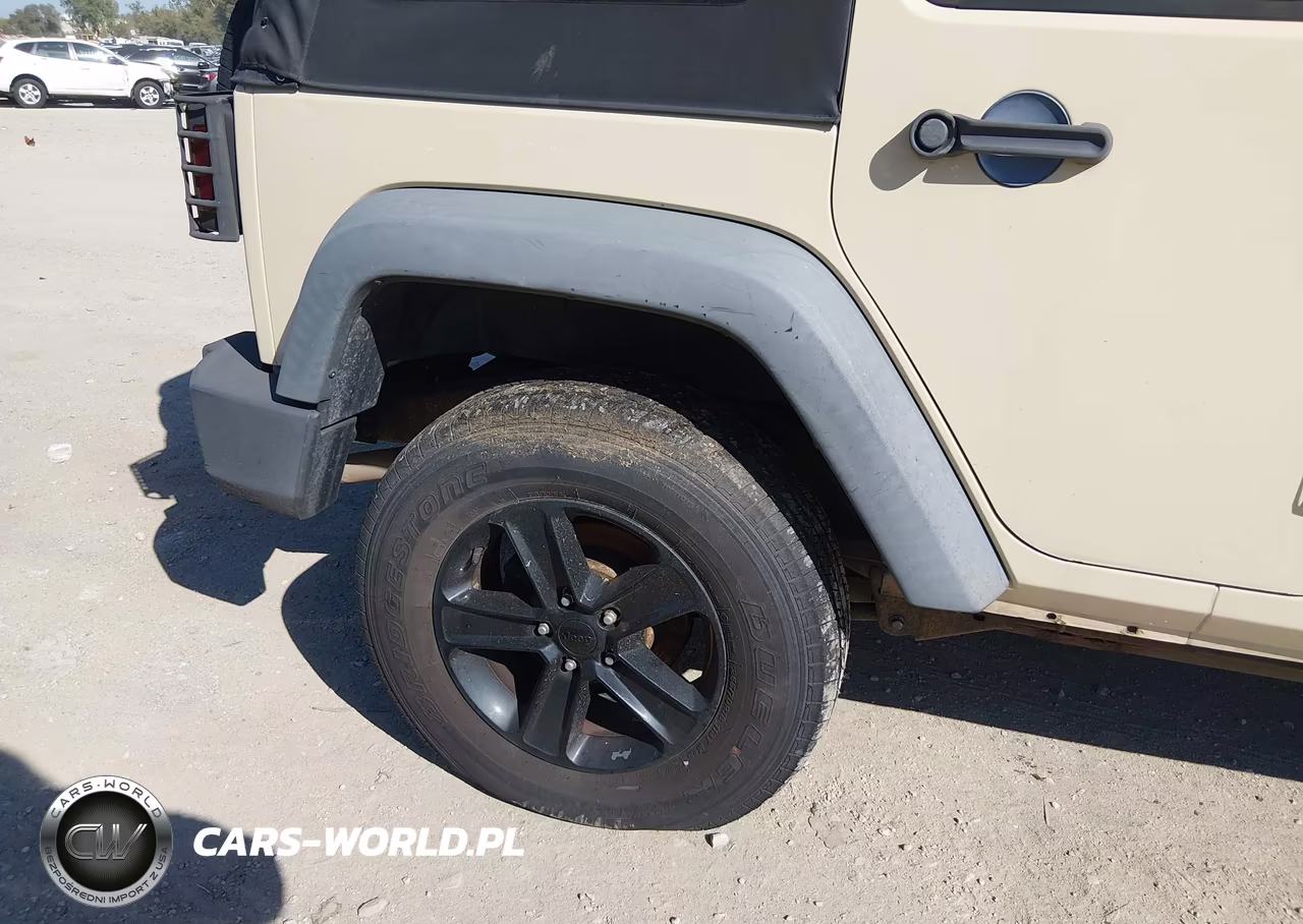 2011 Jeep Wrangler Unlimited Sport VIN:1J4BA3H18BL592120 - 6