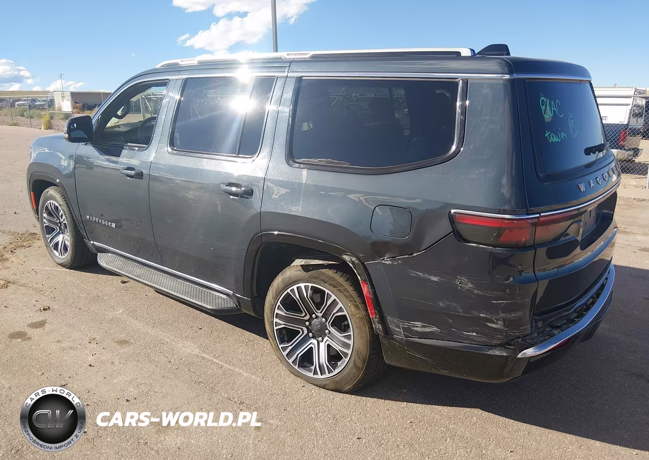 2024 Jeep Wagoneer Series Ii 4X4 VIN:1C4SJVBP0RS136286 - 3