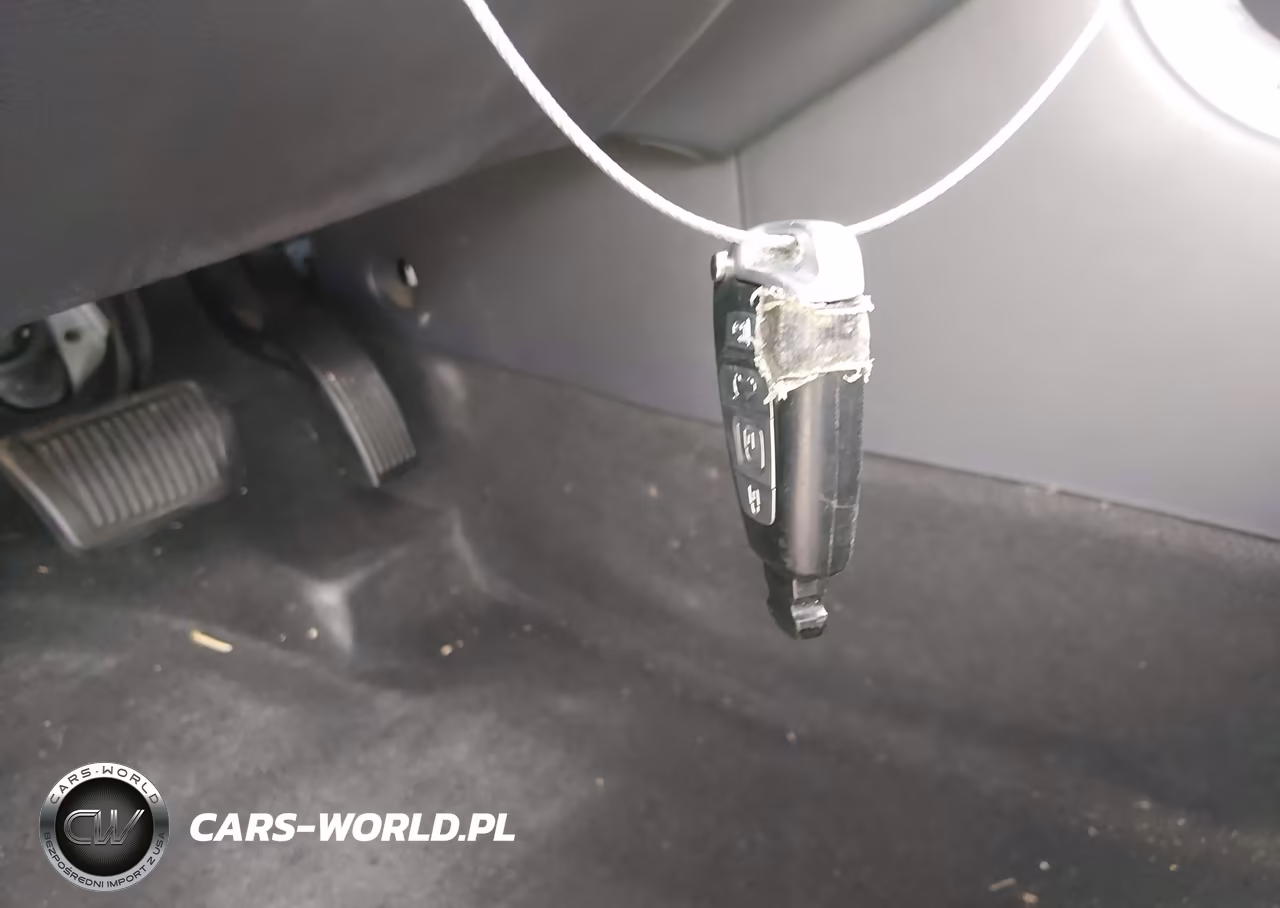 2012 Hyundai Veracruz Limited VIN:KM8NU4CC7CU195157 - 11