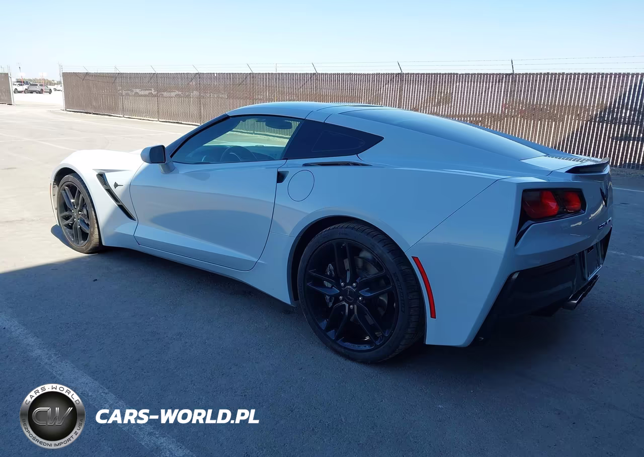2019 Chevrolet Corvette Stingray VIN:1G1YB2D74K5107129 - 3