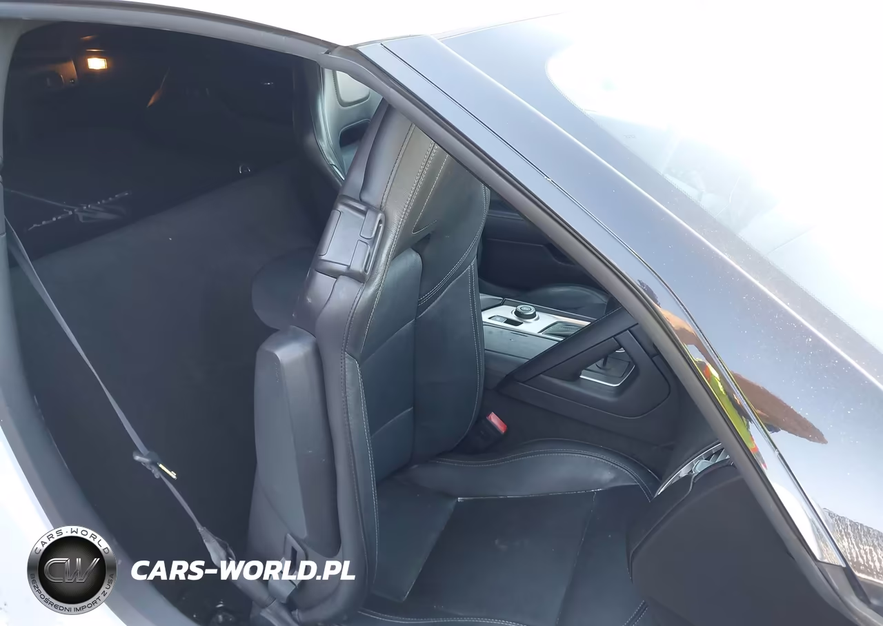 2019 Chevrolet Corvette Stingray VIN:1G1YB2D74K5107129 - 8