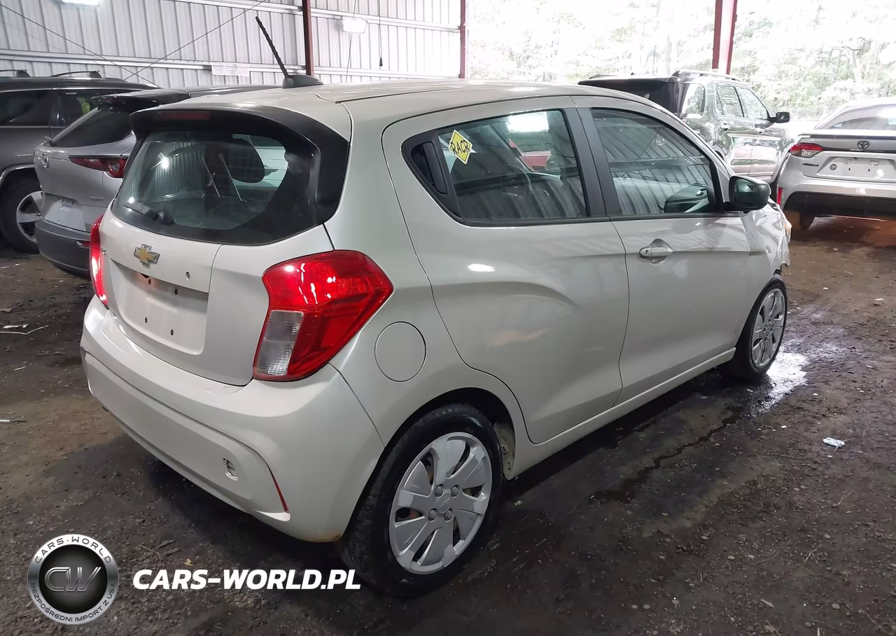 2017 Chevrolet Spark Ls Cvt VIN:KL8CB6SA3HC831964 - 4