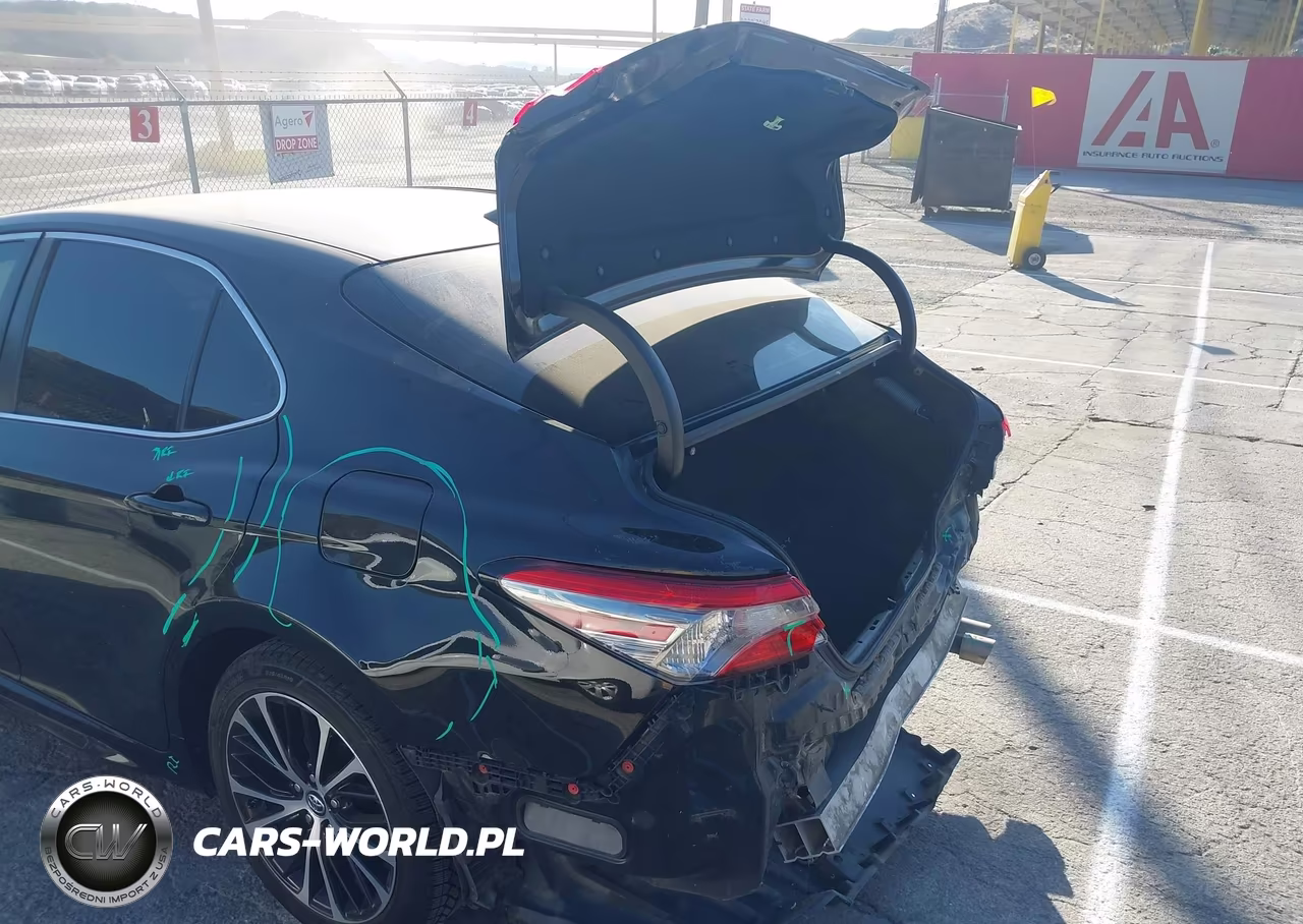 2019 Toyota Camry Se VIN:4T1B11HK3KU203988 - 13