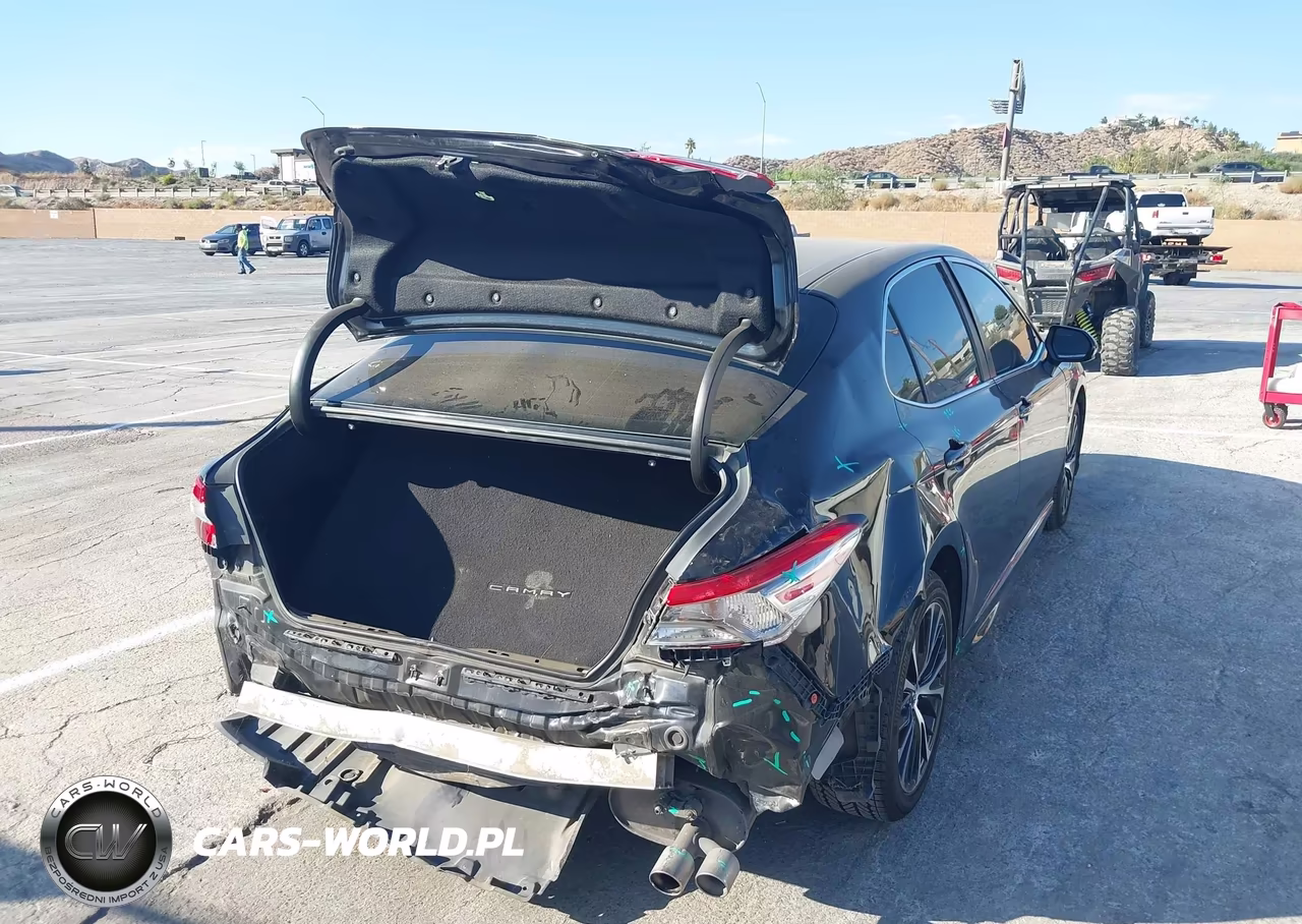 2019 Toyota Camry Se VIN:4T1B11HK3KU203988 - 4