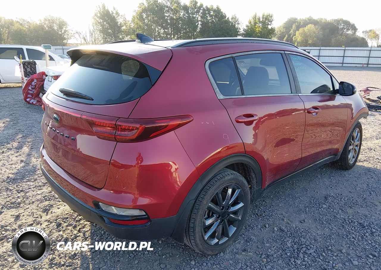 2021 Kia Sportage S VIN:KNDP63AC9M7854232 - 4